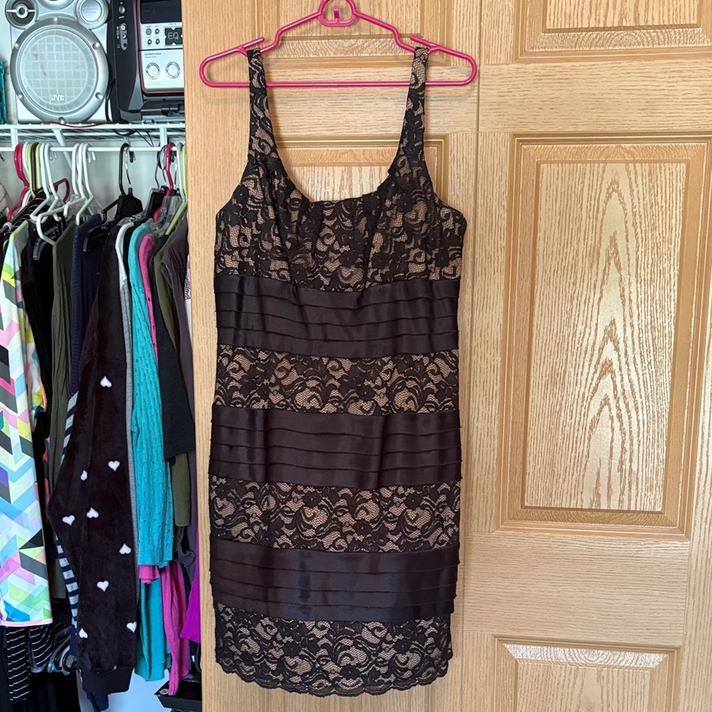 Elegant Black Lace Dress